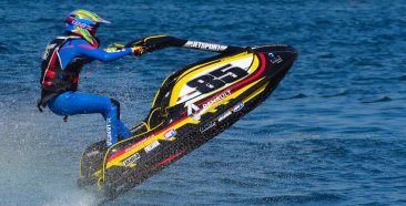 Image of a Mejores seguros para motos de agua y jet ski en Estados Unidos