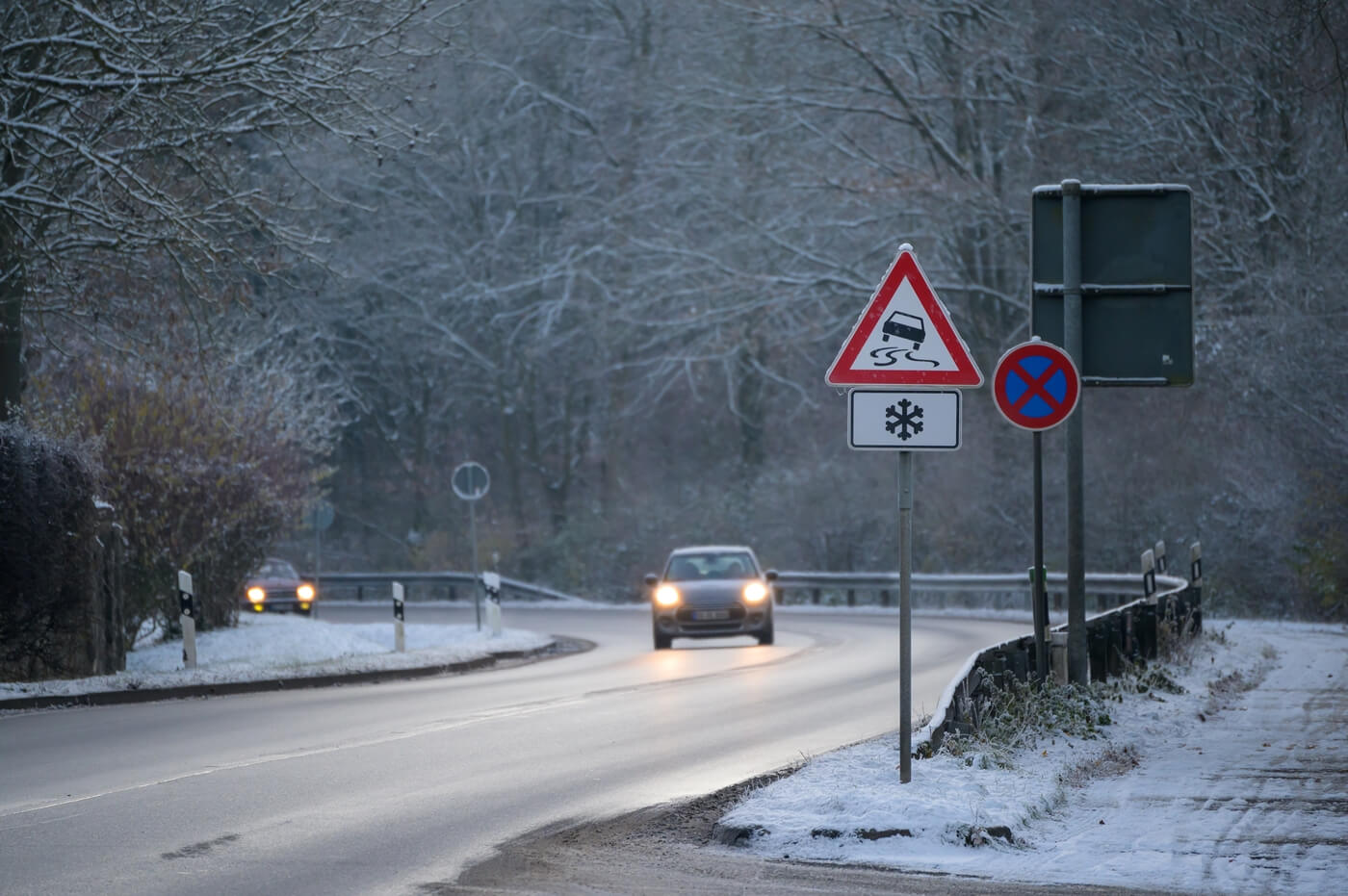 Protección contra el hielo negro en carretera