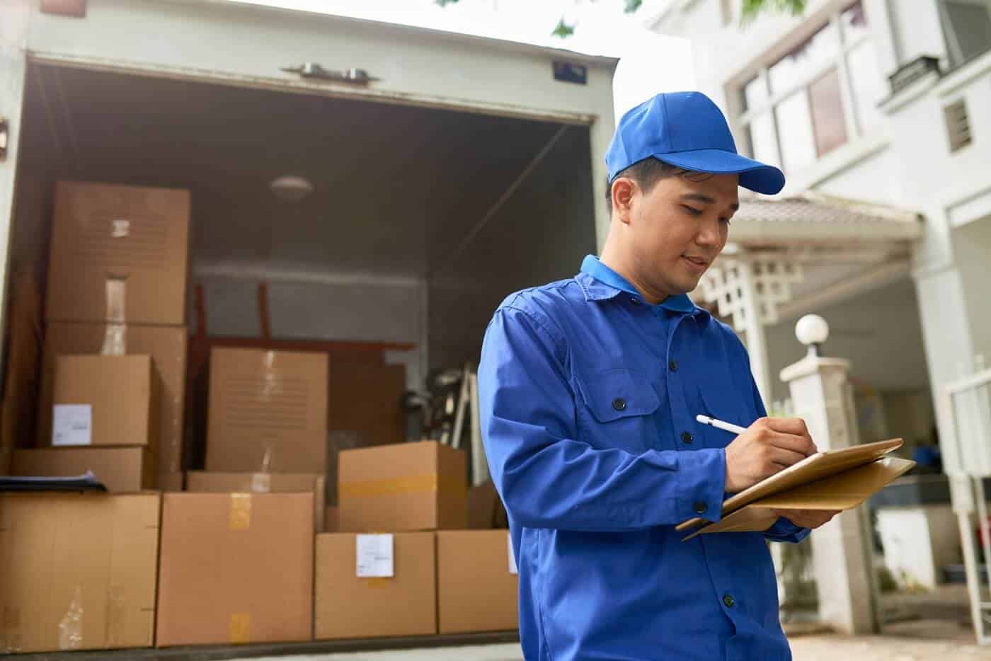 requisitos para rentar un remolque de mudanza
