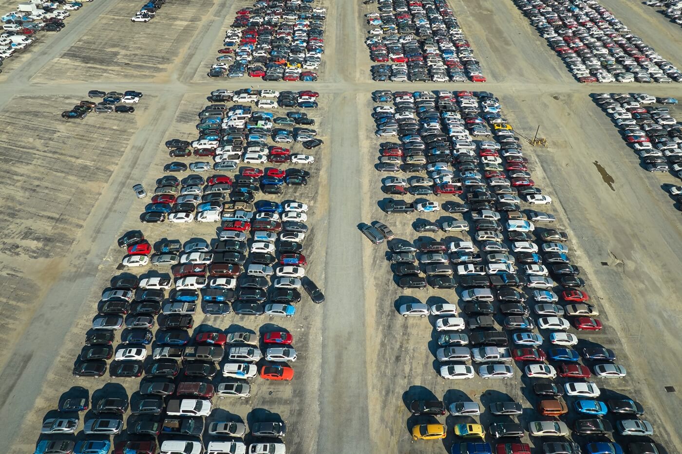 lote de carros para repuestos con titulo salvage