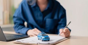 Qué documentos necesito para contratar un seguro de auto 