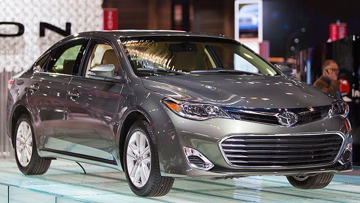 Toyota Avalon Gris