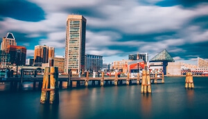 Panorámica de un muelle en Baltimore, Maryland