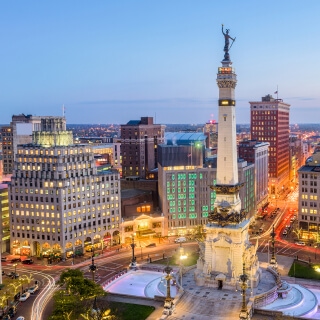 Vista aérea del monumento Circle en Indianápolis, Indiana