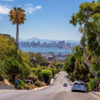 Calle en una zona residencial de San Diego