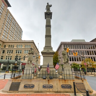 Monumento a los soldados y marinos en Lancaster, Pensilvania