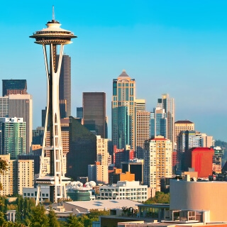 Panorama del cielo de Seattle, Washington al atardecer