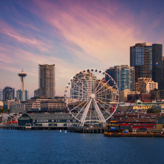 Horizonte del centro de la ciudad de Seattle en Washington