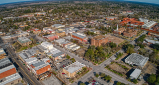 Vista aérea de la ciudad de Huntsville, Texas - seguro de auto barato en Huntsville, Texas.