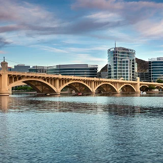 Puente en Tempe, Arizona – Seguro de carro barato en Arizona