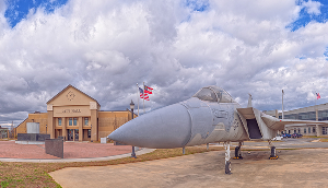 Museo de aviación en Warner Robins, Georgia – Freeway – Seguro de carro barato en Georgia