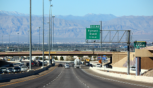 Autopista en Spring Valley, Nevada – Seguro de carro en Nevada